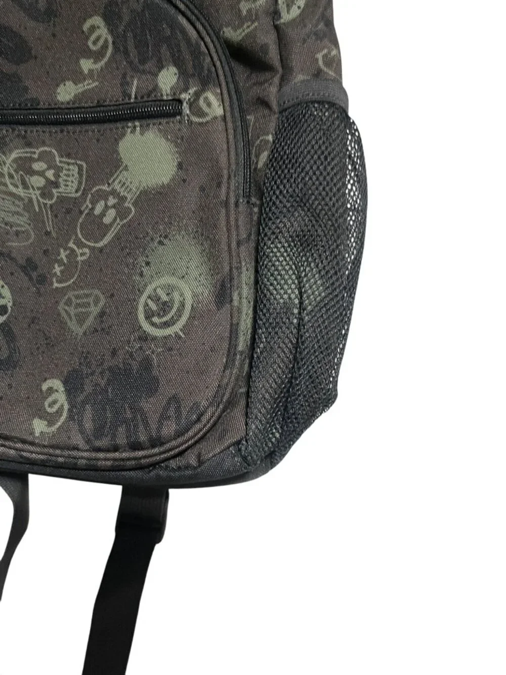 Art Class Kids Printed Backpack W/Front Pocket & Water Bottle Mesh Holders Black